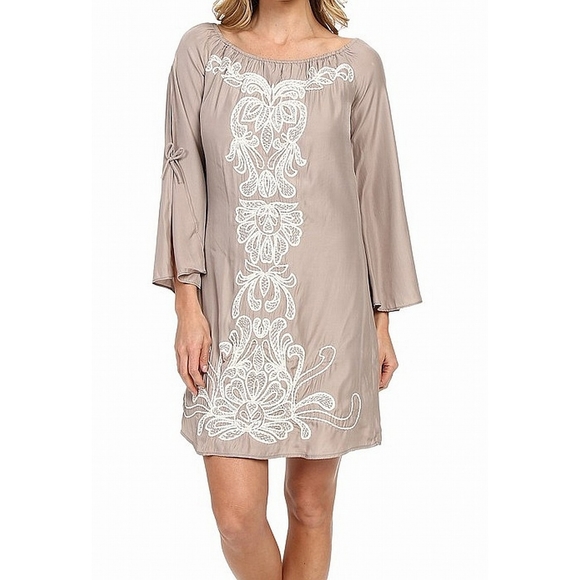 😘🌼Union of Angels off shoulder dress - Picture 2 of 16